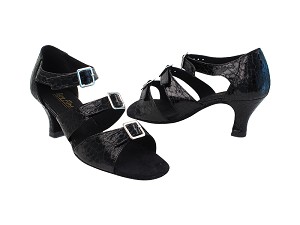 1679 207 Ultra Black with 2.5" low heel in the photo 