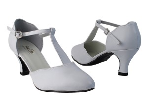 6819 139 White PU with 2.5" low heel in the photo 
