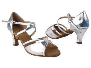 S92318 61 Silver PU_61 Silver PU Trim 2.5" low heel in the photo 